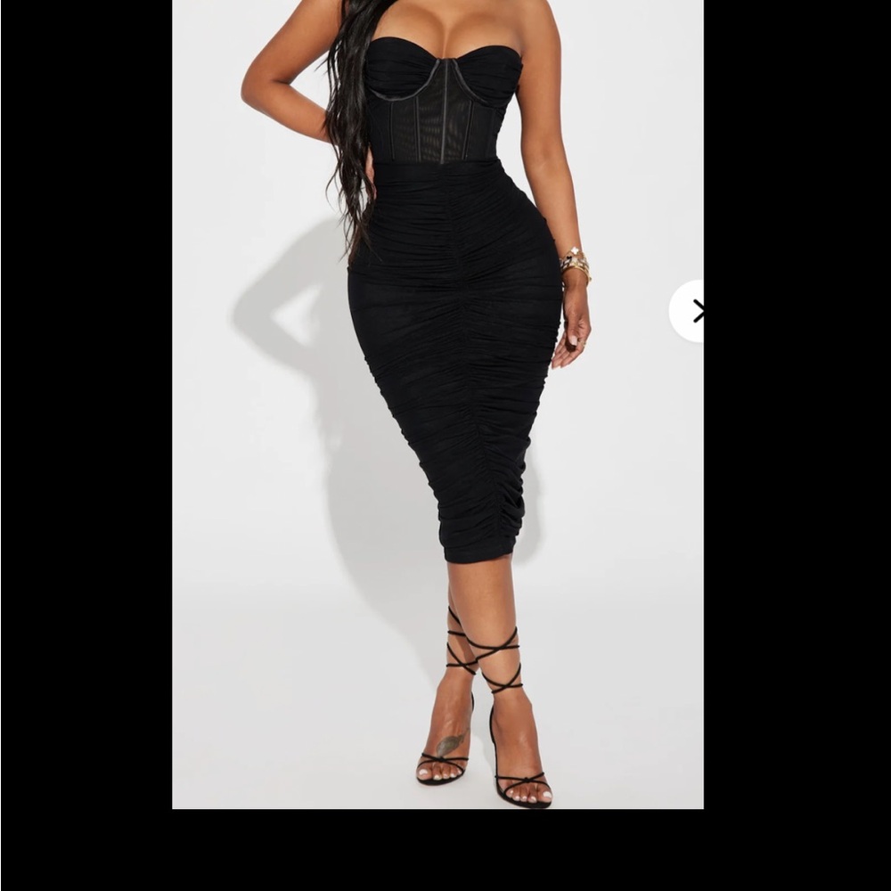 NWT - IN YOUR WORLD MESH MIDI DRESS